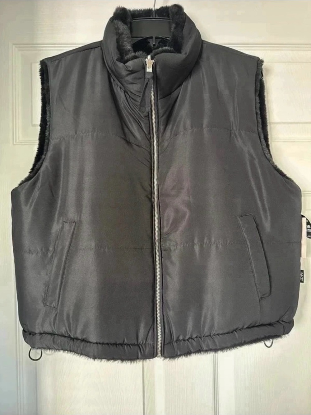 NWT Derek Heart Black Quilted Faux-Fur Trim Vest